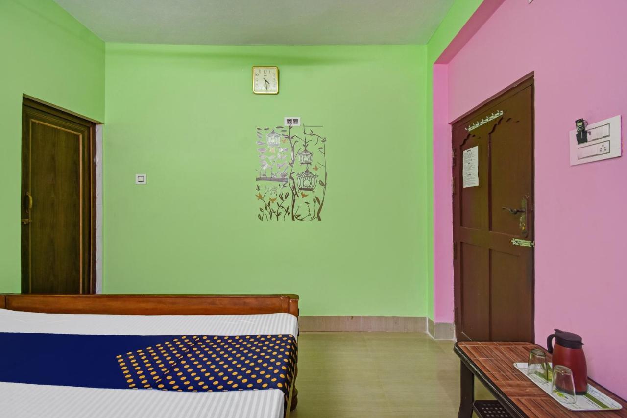Spot On 81981 Emarald Inn Digha  Luaran gambar