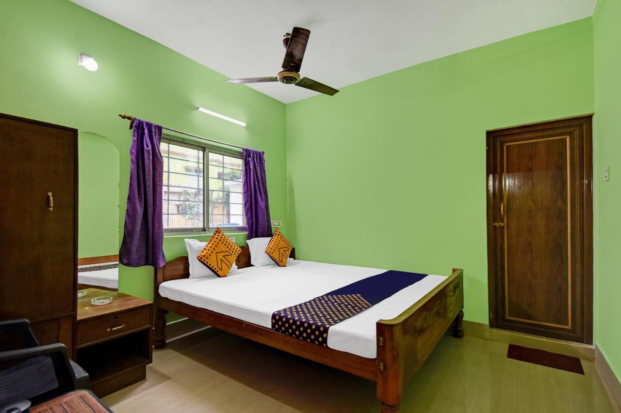 Spot On 81981 Emarald Inn Digha  Luaran gambar